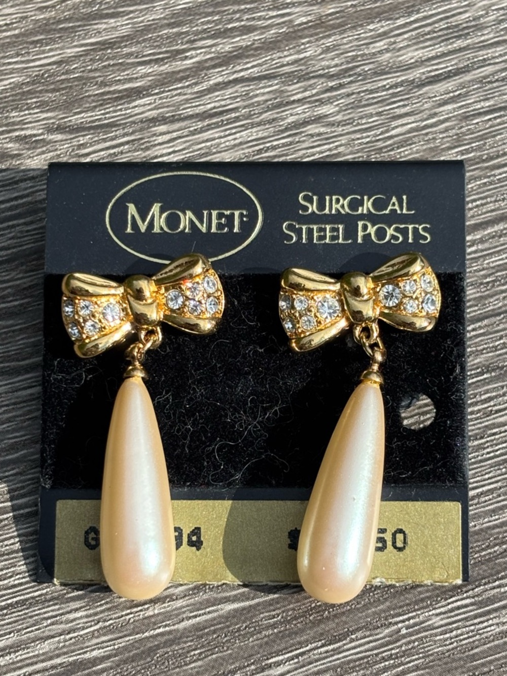 Monet Gold Bow Earrings with Pearl Teardrops Vintage